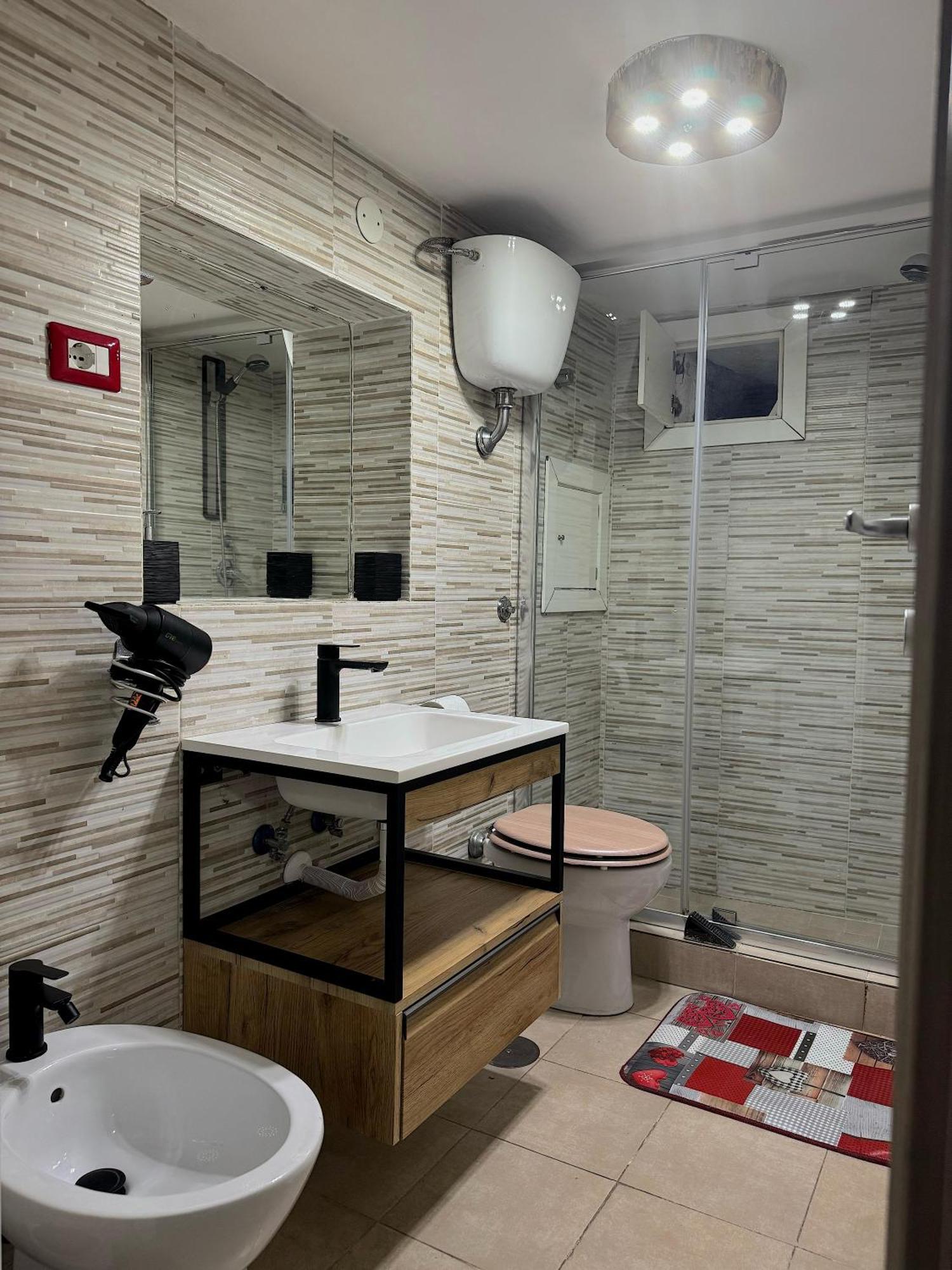شقة Frizzi & Lazzi House نابولي المظهر الخارجي الصورة